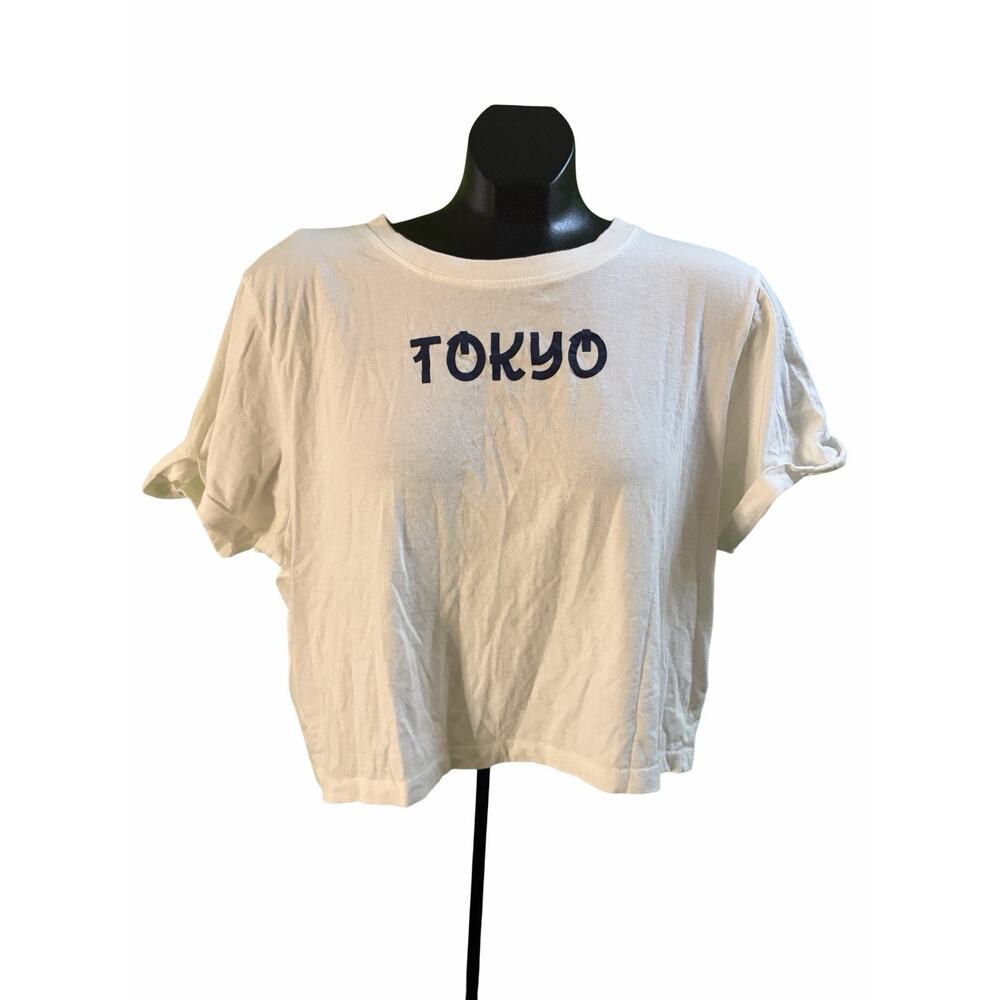 Tokyo Japan Graphic Crop Top Womens L Messy Bun Just Chillin Tee White